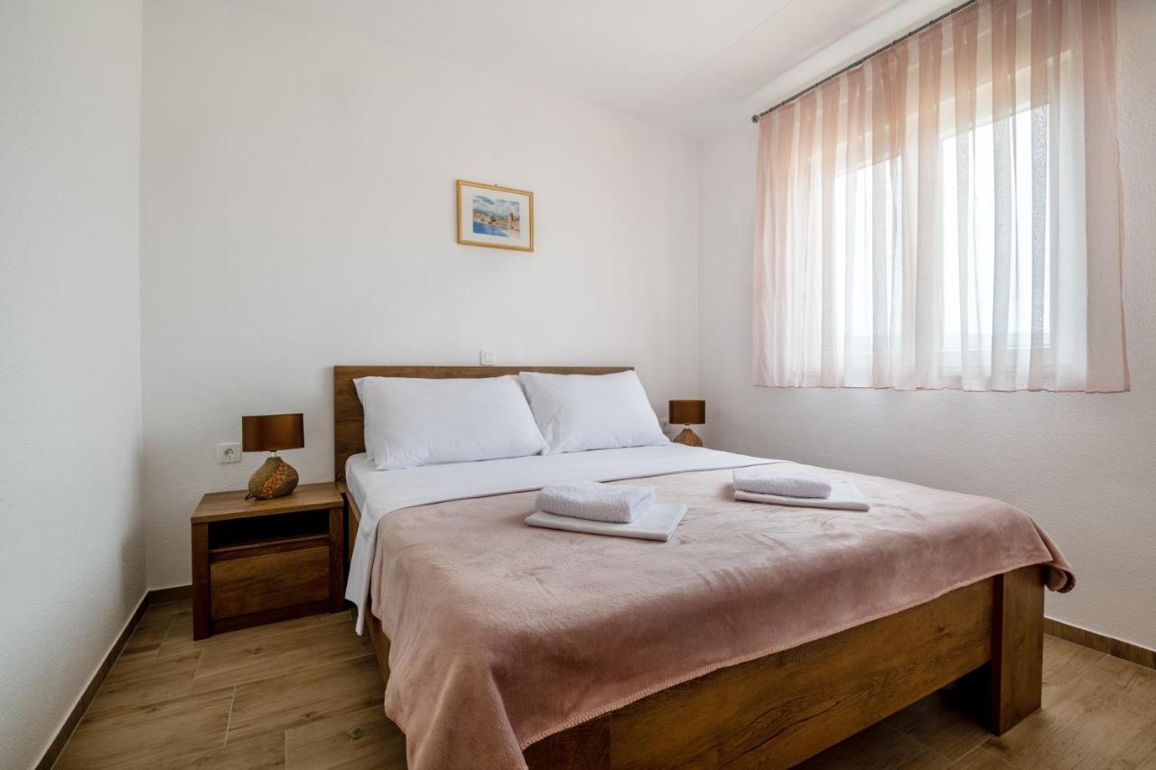 Apartments Glorija ネウム エクステリア 写真