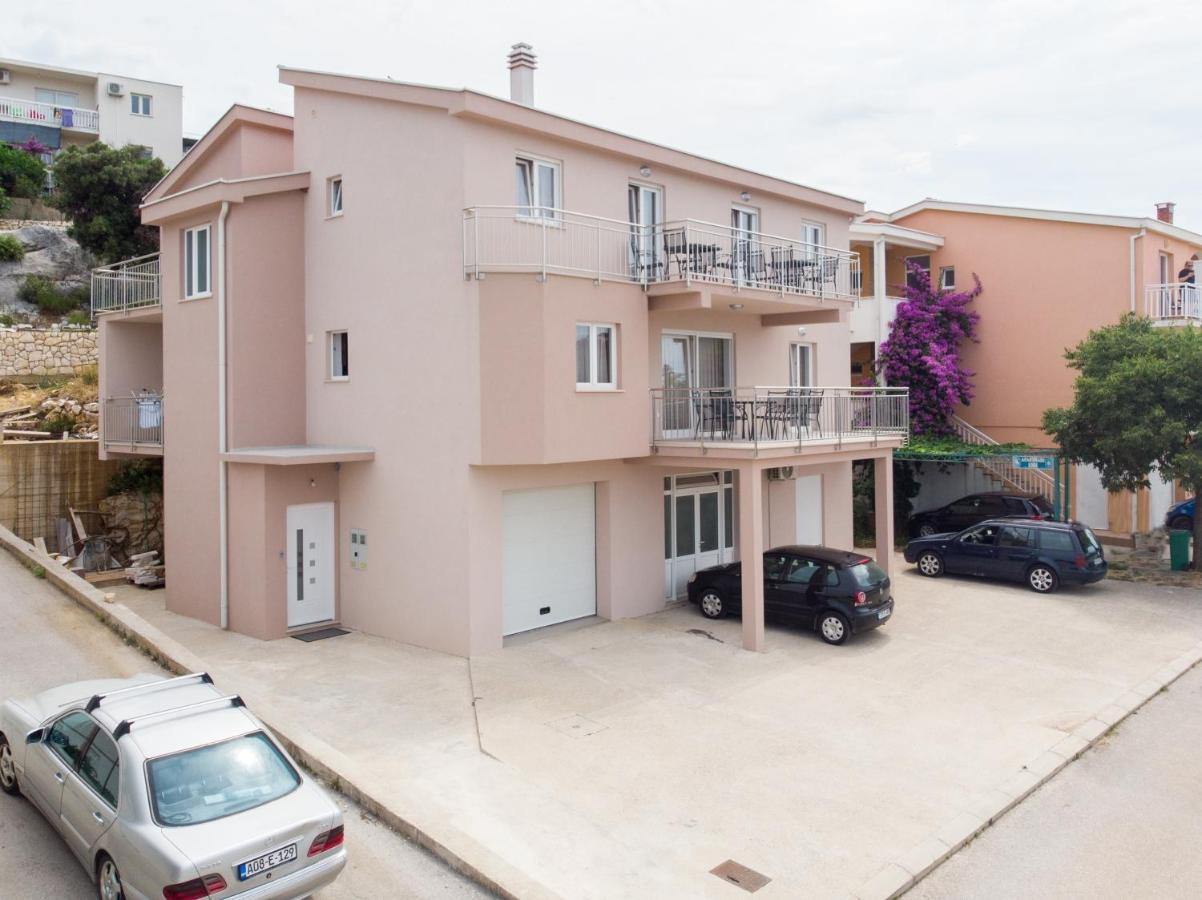 Apartments Glorija ネウム エクステリア 写真