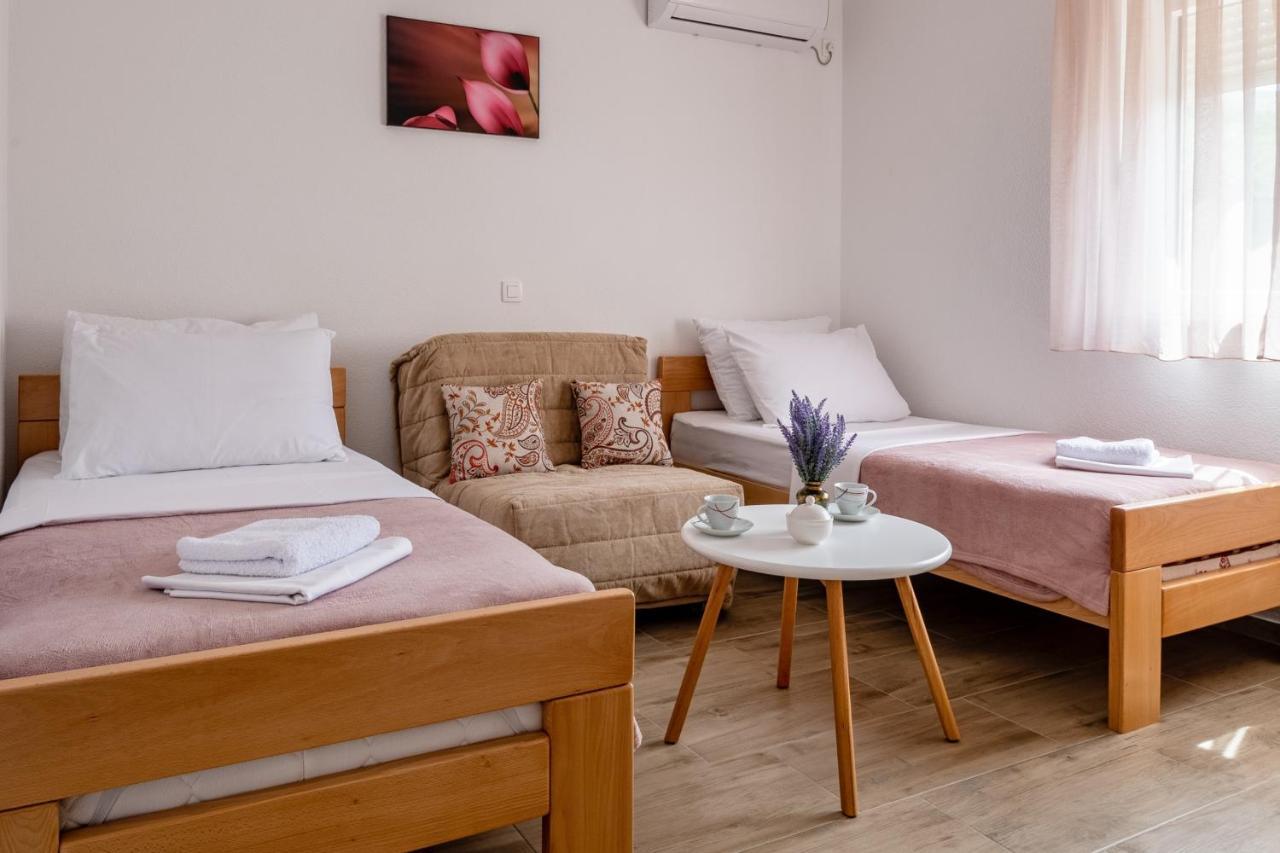 Apartments Glorija ネウム エクステリア 写真