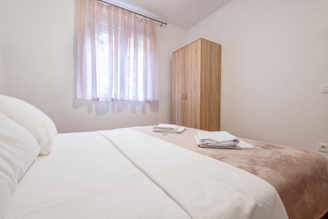 Apartments Glorija ネウム エクステリア 写真